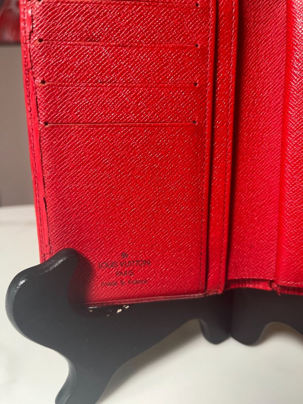 Louis Vuitton RARE Porte Monnaie Billets Viennois Kisslock Red Wallet - Picture 3 of 10